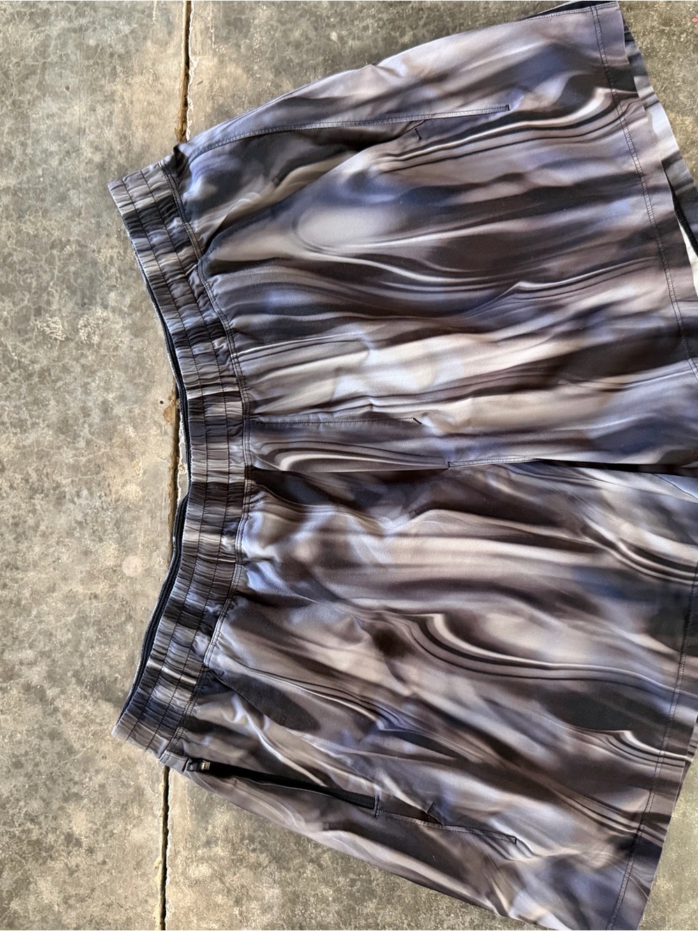 lululemon athletica Men's Athletic Shorts in Black and Gray Marble